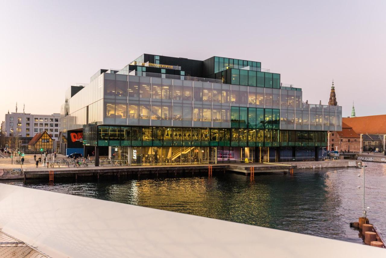 Luxury Harbourfront Penthouse With Private Rooftop Köpenhamn Exteriör bild